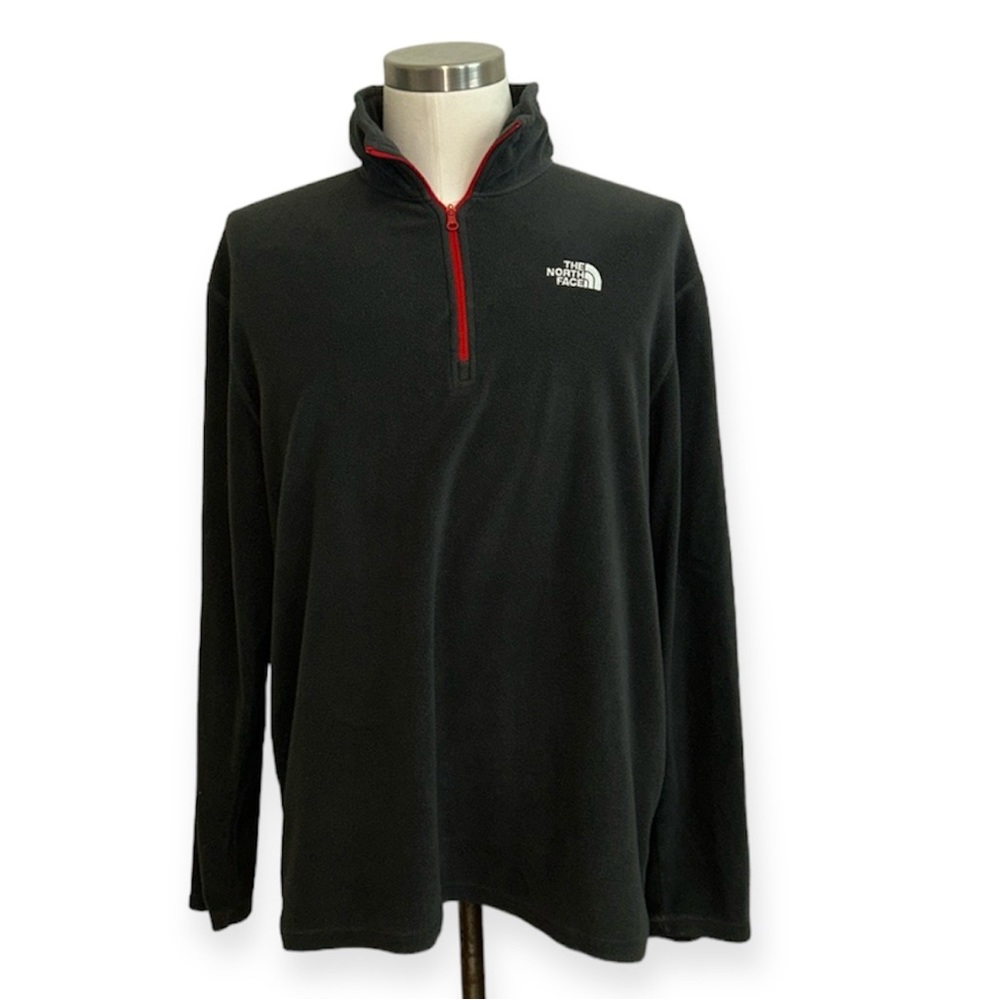 The north face men’s large quarter zip pullover